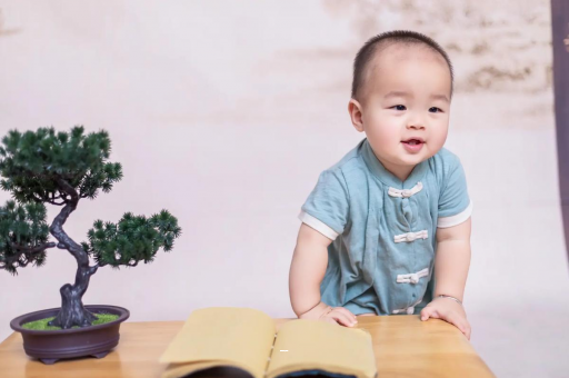 南充宝宝脸上小白点